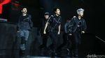 EXO Bikin Histeris di HUT Transmedia