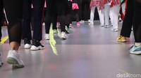 Hayo, siapa masih ingat gerakannya? (Foto: Nurul Khotimah/detikHealth) 