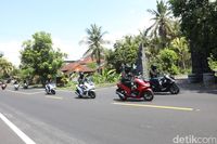 Disiksa 393 Km di Bali, Berapa Konsumsi BBM Honda PCX?