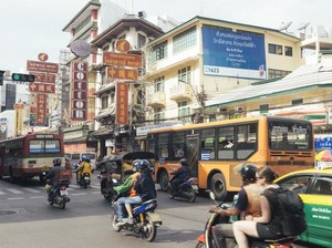Mirip Indonesia, Thailand Mulai Bolehkan Restoran hingga Mal Dibuka