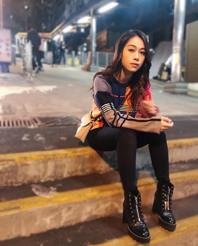 Aku mendengar banyak spekulasi tentang diriku, tetapi aku hanya ingin bekerja keras untuk hidup dengan baik. Aku membuat kesalahan, dan aku berusaha sangat keras untuk hidup dan belajar dari ini. Tetapi pada saat yang sama, aku merasa harus melangkah maju. Aku juga ingin bergerak maju dan melihat ke depan, terang Jacqueline. Foto: Instagram