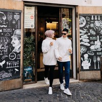 Kirana akhirnya memberikan reaksi soal suaminya terbukti sosok pria dalam video syur yang beredar saat ini. Dalam unggahannya di Instagram, Citra Kirana mengamini ucapan seorang netizen yang mendoakan agar keluarganya selalu dilindungi oleh Tuhan. (Foto: Instagram)