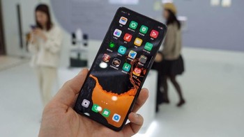 Inilah prototype ponsel masa depan Oppo. Foto: Phone Arena