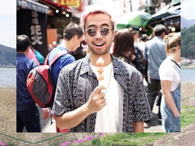 Intip Serunya Vidi Aldiano Saat Kulineran Bareng Teman dan Keluarga