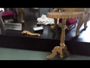 Anak Sultan Geram, Barang-barang di Keraton Dirusak Pengunjung