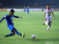 Namun di babak kedua, mereka langsung mencetak empat gol sekaligus.