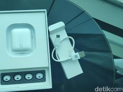 Unboxing Oppo Enco Free
