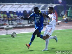 4 Gol tersebut dicetak oleh Ezechiel NDouassel (48, 84), Nick Kuipers (54), dan Esteban Vizcarra (89).