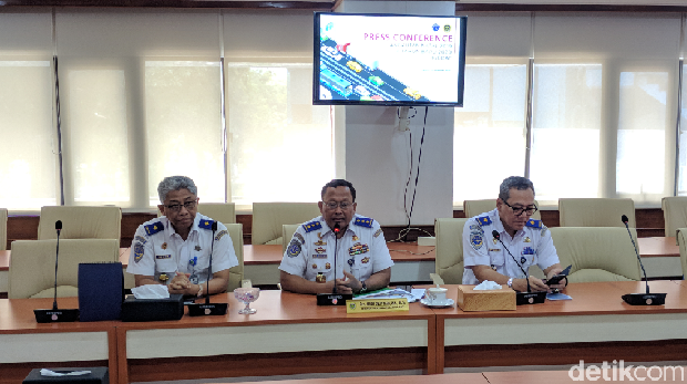 Kemenhub jelaskan 5 ribu bus tak lolos ramp check jelang libur Nataru