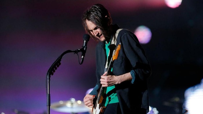 934525712 SANTIAGO, CHILE - MARCH 17: John Frusciante of Red Hot Chili Peppers performs during the second day of Lollapalooza Chile 2018 at Parque OHiggins on March 17, 2018 in Santiago, Chile. (Photo by Marcelo Hernandez/Getty Images)