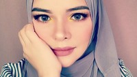 Rosmanizar sendiri dikenal sebagai mantan istri Enji. Dok. Instagram/rosmanizar12