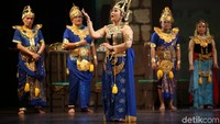 Pementasan dengan lakon Hayam Wuruk ini diselenggarakan di Gedung Kesenian Jakarta, Senin (16/12).