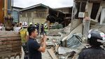 Momen Dramatis Evakuasi Korban Gempa Filipina