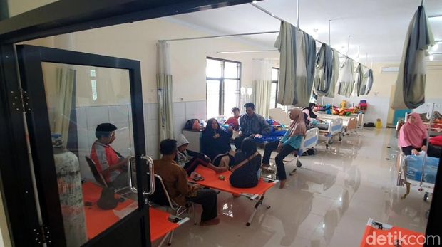 Kilas Berita Hari Ini di Jabar: Kebakaran Maut Karawang hingga Teror Kobra