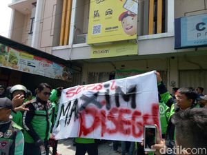 Driver Grab-Gojek Geruduk Kantor Ojol Rusia, Ini Respons Dishub