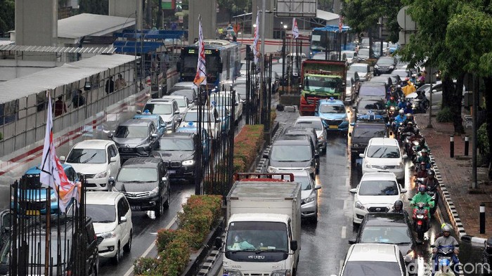 Kok Bisa Jakarta Rugi Rp 100 Triliun Gara-gara Kemacetan?