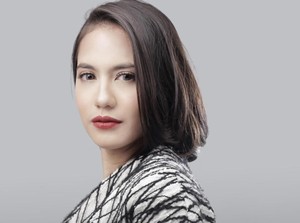 Beres-beres Jadi Hobi Pevita Pearce Selama di Rumah Saja