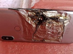 HP Meledak Lukai Warga di Parepare