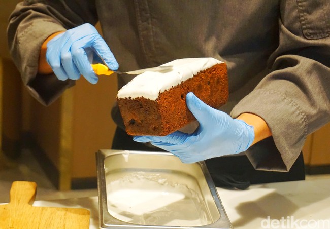 Ini Cara Bikin Fruitcake Enak dan Praktis dari Chef Hotel Berbintang