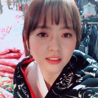 Apapun warna matanya, penampilan Go Ara selalu memikat para penggemar drama. Foto: Instagram