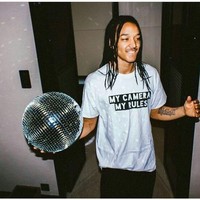 Para pria muda berulang kali mengisi hati Madonna. Teranyar, Ahlamalik William yang bukan lain adalah penari latarnya sendiri. Daily Mail mengabarkan, Ahlamalik baru berusia 25 tahun atau 36 tahun lebih muda dari sang Material Girl. Usia Ahlamalik hanya dua tahun lebih senior dari anak pertama Madonna, Lourdes. (Foto: Instagram/@ahla_malik)