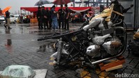 Adapun perkiraan total nilai seluruh kendaraan penyelundupan kurang lebih mencapai Rp 21 miliar dan potensi kerugian negara sekitar Rp 48 miliar.