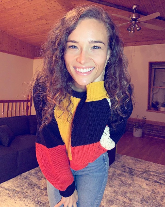 Ketika wanita berusia 29 tahun ini menyadari dampak dari kegemukan pada kesehatannya, ia tahu harus mengambil tindakan. Charity mulai pergi ke gym dan sekarang menikmati latihan berat badan secara teratur. Foto: Instagram