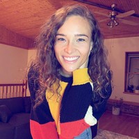 Ketika wanita berusia 29 tahun ini menyadari dampak dari kegemukan pada kesehatannya, ia tahu harus mengambil tindakan. Charity mulai pergi ke gym dan sekarang menikmati latihan berat badan secara teratur. Foto: Instagram