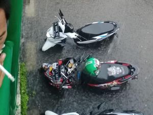 Cerita Ojol yang Motornya Tenggelam Akibat Banjir di Jalan Asia Afrika