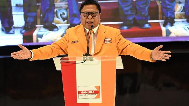 Konflik Hanura, Wajah Kecewa OSO pada Jokowi dan Wiranto
