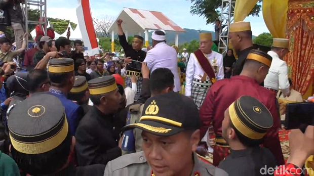 Festival Maradika Mamuju Sempat Ricuh Gara-gara Protes Gala'gar Pitu