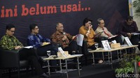 Ketua KPK Agus Rahardjo mengawali pemaparan kinerja KPK dari kurun waktu 2016 hingga 2019. Agus menyebut bila kelak tak lagi di KPK akan tetap berjuang melawan korupsi.