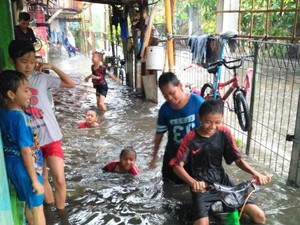 Permukiman di Tebet Barat Jaksel Banjir Usai Diguyur Hujan Deras