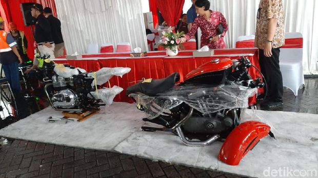 Penindakan mobil dan motor mewah 