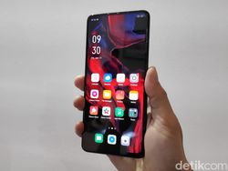 Menggenggam Ponsel Masa Depan Oppo