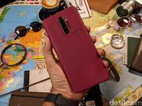 Realme X2 Pro Master Edition, Cantik di Mata dan Nyaman Digenggam