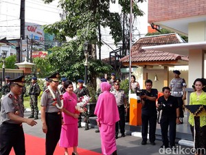 Meriahnya Penyambutan Irjen Pol Asep Jadi Kapolda DIY yang Baru
