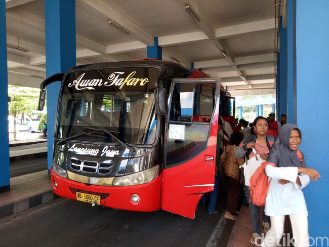 Mengenal Istilah  Bus Bumel Kasta Terendah dari Sistem 