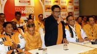 OSO mengatakan jabatan Dewan Pembina sudah tak ada dalam struktur partai sejak Munas Solo pada 2015 lalu. OSO menyebut jabatan itu sudah tidak ada bahkan sebelum dirinya menjadi Ketua Umum.