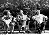 Stalin Diktator Soviet Tewas Diracun atau Kena Stroke?