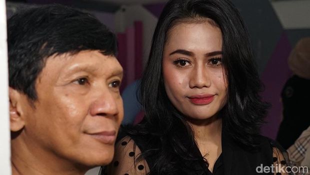Dapat Amanah, Pelawak Qomar Temani Ginanjar saat Ijab Kabul 