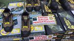 Barang Impor China Tak Ber-SNI Rp 15 M Dimusnahkan