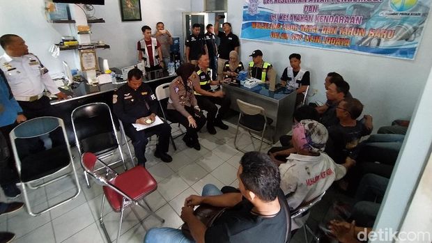 Dishub: Hanya 40 Persen Bus-Travel di Cirebon yang Melengkapi APAR