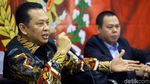 Ekspresi Bamsoet Saat Bicara Soal Amandemen UUD 1945