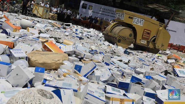 Bea Cukai Musnahkan Produk 'Haram', Sebagian dari e-Commerce