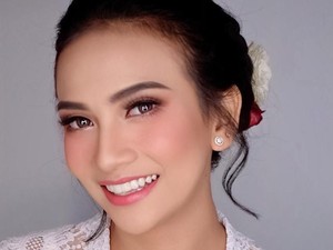 Seperti Ini Makeup Natural Vanessa Angel Saat Menikah Diam-diam
