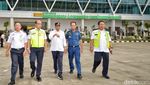 Menhub Tinjau Bandara APT Pranoto