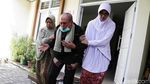 Sambil Dipapah, Kivlan Zen Bersiap Jalani Sidang Eksepsi