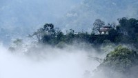 Ada juga Gunung Gangkhar Puensum di Bhutan. Mungkin kamu belun tahu, bahwa Gangkhar Puensum adalah gunung yang tak terdaki tertinggi di dunia menurut BBC. (Getty Images)