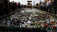 Pemusnahan ribuan botol miras tersebut dilakukan guna menjaga suasana kondusif menjelang Natal dan tahun baru 2020.